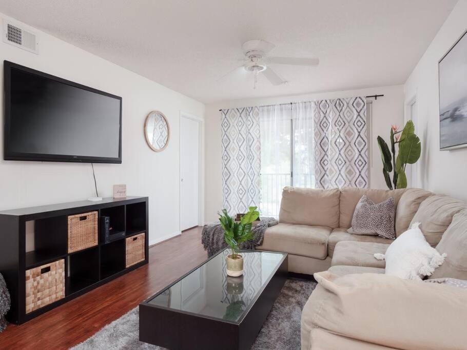 Spacious Condo Mins To Shands, University, & Downtown! Gainesville Exterior foto